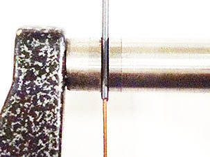 measurment-close-up-oxide-layer-on-CuNi-alloy-wire1